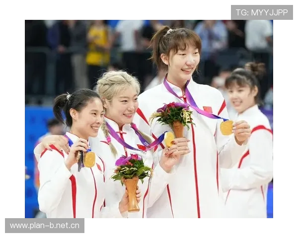 中网女单冠军荣耀时刻精彩回顾 颁奖仪式见证新王崛起